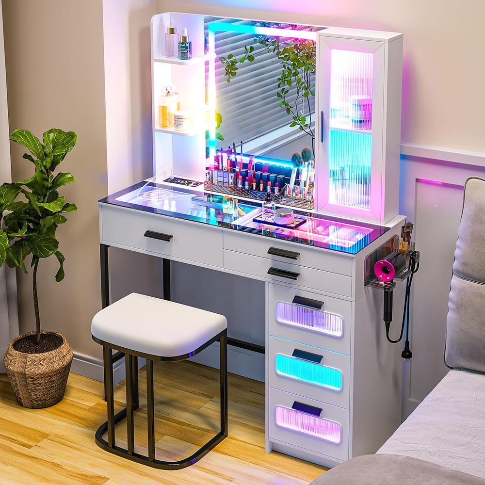 LED-Illuminated Glass Top Make - Desk Charging Station avis et prix